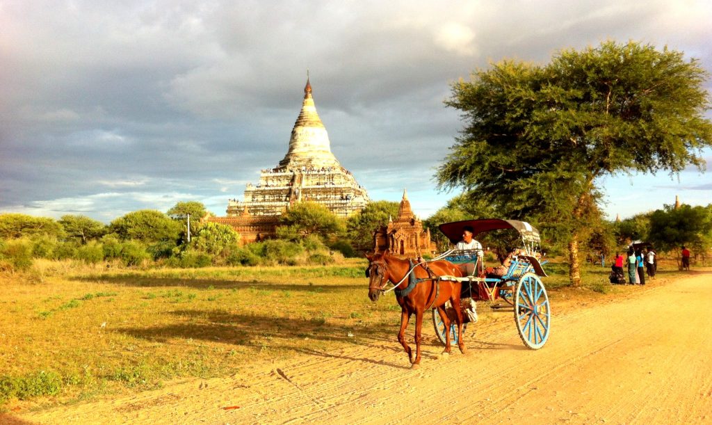 Bagan Temples Half-Day Tour with Horse Cart