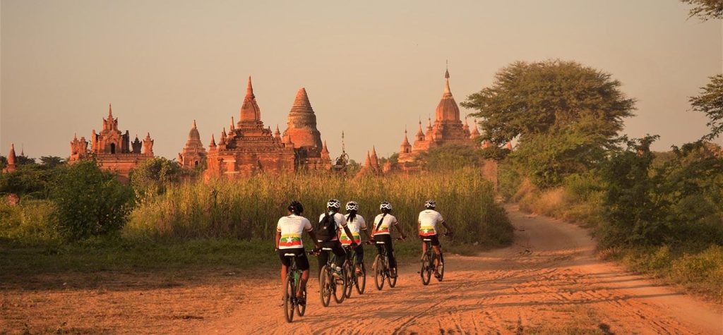 Bagan Cycling Day Tour: Exploring Temples, Villages, and Scenic Landscapes on Two Wheels