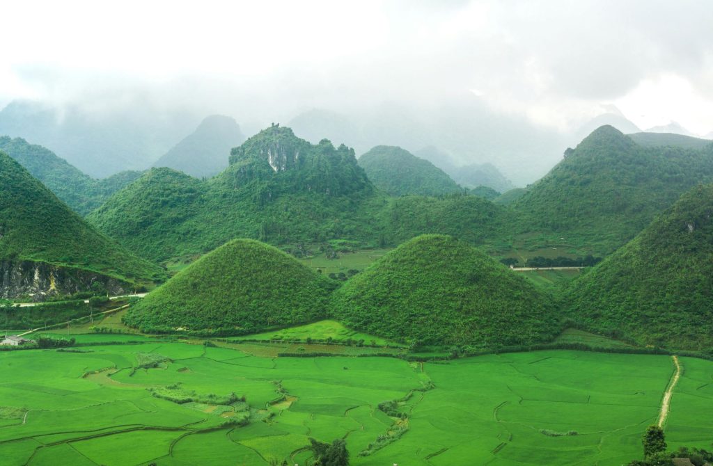 Northern Vietnam Expedition: Unveiling Ha Giang’s Hidden Treasures