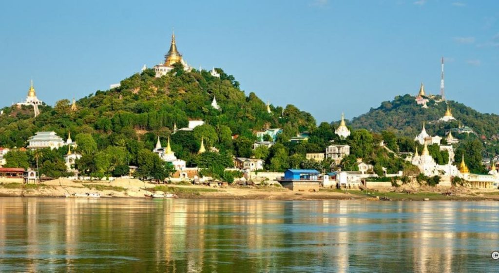 Majestic Mandalay: Exploring Mingun and Sagaing’s Cultural Treasures in a Day